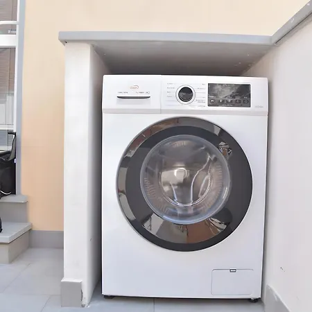 1m Апартаменты *