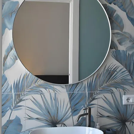 1m Апартаменты *