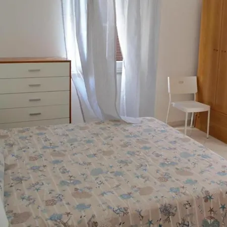 1m * Ameglia